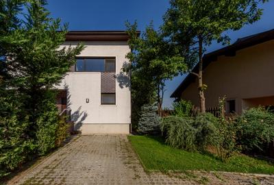 Otopeni - str Campului - Vila 4 camere+birou, curte generoasa - 12