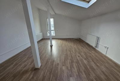 Spațiu comercial, de 220 mp, în Mehala - 3