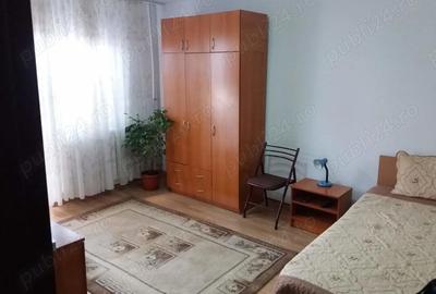 Garsonieră decomandată în 1 Mai - 5
