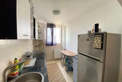 Apartament cu 3 camere semidecomandat, mobilat în Dristor - 9
