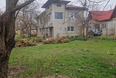 Casă cu 4 camere în Central - 5