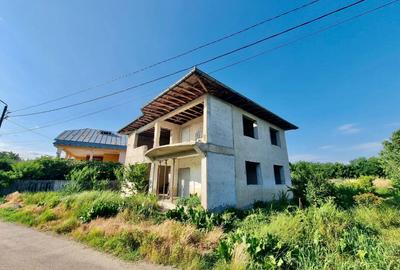 Casă cu 4 camere în Tecuci - 6