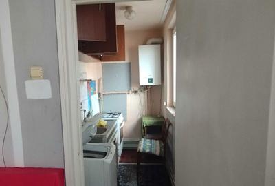 Apartament cu 2 camere nedecomandat în Central
