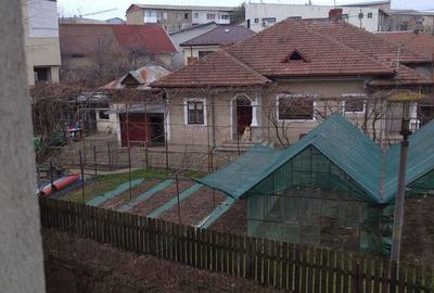 Vand casa si teren central Targoviste Vand casa si teren central Targoviste - 1