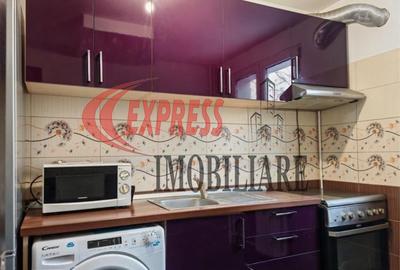 Apartament cu 4 camere decomandat în Titan