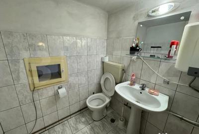 Spațiu comercial, de 57 mp, în Central - 9
