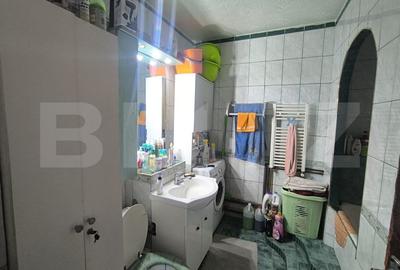 Apartament cu 3 camere decomandat, mobilat în Feldioara - 16