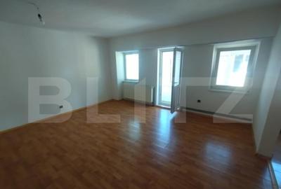 Apartament 3 camere,75 mp,etaj 1, oras Beclean,zona noua
