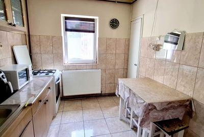 Apartament cu 3 camere semidecomandat în Girocului - 4