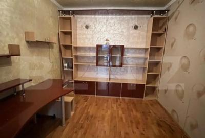 Casă cu 5 camere cu Teren 500 Mp în Botizului