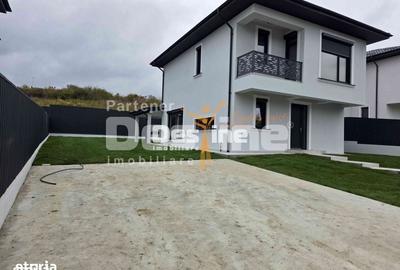 Casă cu 4 camere cu Teren 500 Mp în Bârnova - 2