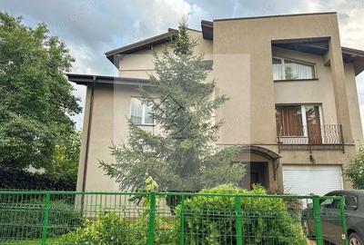 Casă cu 4 camere cu Teren 404 Mp în Central