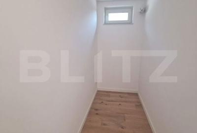 Casă cu 4 camere cu Teren 860 Mp în Central - 2