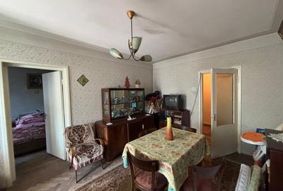 Apartament 2 Camere | Giurgiu | Necesita Renovare | Palatul Copiilor| Comision 0 - 5