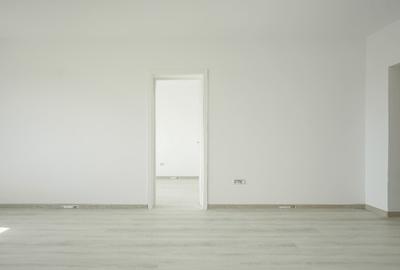 Apartament cu 2 camere semidecomandat în Sânpetru