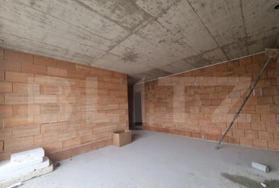 Apartament cu 2 camere semidecomandat în Florești - 2