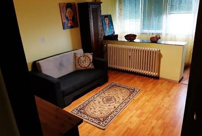 Apartament cu 2 camere decomandat în Boul Roșu - 2