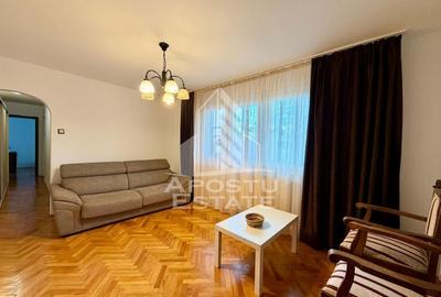 Apartament cu 3 camere semidecomandat, mobilat în Circumvalațiunii - 2