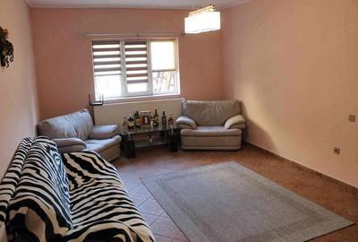 Casă cu 3 camere cu Teren 690 Mp în Central - 5