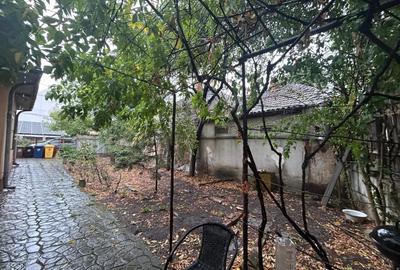 Casa plan parter, 323 mp teren, 85 mp utili, in apropierea C.N. Fratii Buzesti - 11