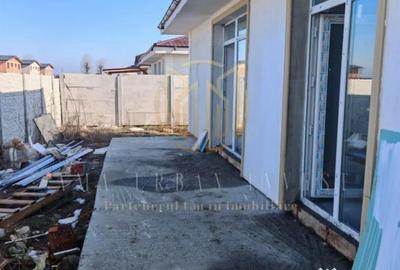 Casă cu 5 camere cu Canalizare în Vidra - 2