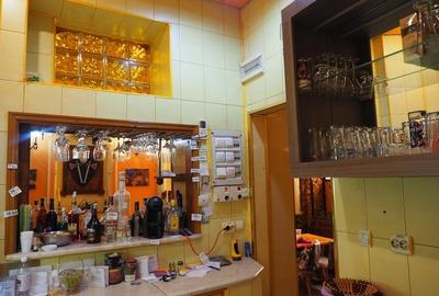 Propun spre vânzare un spațiu comercial excelent situat în zona Universitate - 6