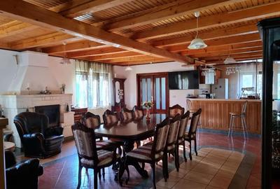Casă cu 6 camere cu Teren 1000 Mp în Marga - 2