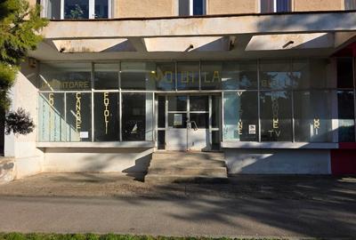 Inchiriez Spatiu Comercial in Bumbești-Jiu str Parângului - 7
