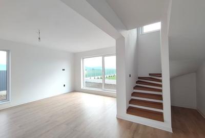 Casa individuala cu patru camere, Primaverii, Sanpetru