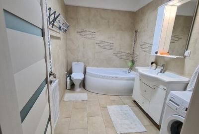 Apartament cu 3 camere, decomandat, bloc nou, 9 Mai - 6