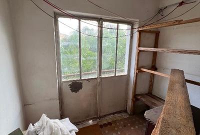 Apartament cu 4 camere, 78.1 mp utili, str Lupeni 2 - 15