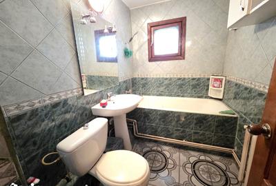 Apartament cu 4 camere decomandat în Micro 3 - 2