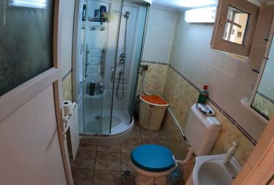 Casă cu 4 camere cu Canalizare în Central - 4