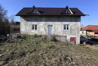 Casă cu 4 camere în Jichișu de Jos - 4