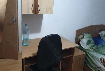 Vand apartament 2 camere zona Neptun - 1