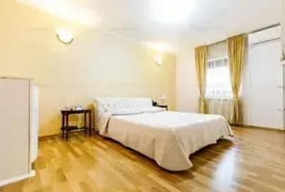 Casă cu 3 camere cu Teren 500 Mp în Central - 2