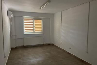 Spațiu comercial, de 1,704 mp, în Exterior Vest - 2