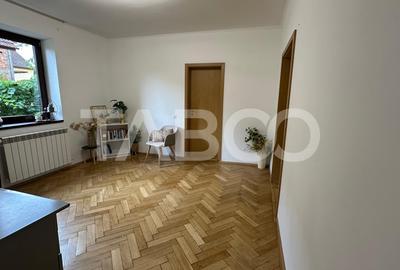 Casa individuala 8 camere curte libera 300mp zona Calea Poplacii Sibiu - 11