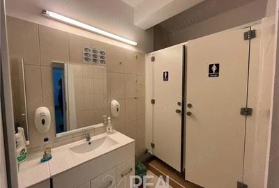 Spațiu comercial, în P-ța Victoriei - 6