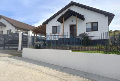 Casă individuală cu 3 camere cu Canalizare în Sânnicoară - 3