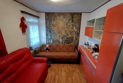 Casă individuală cu 7 camere cu Canalizare în Vest - 18