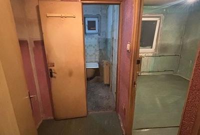 Sector 4 Sos Giurgiului 2 camere Luica Resita - 3