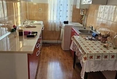 Apartament cu 3 camere semidecomandat, mobilat în Central - 5