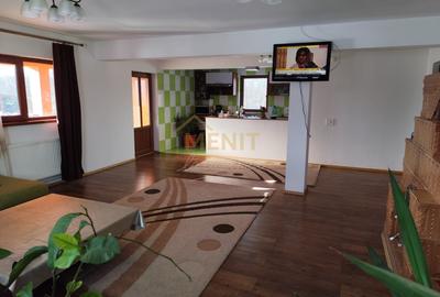 Casă individuală cu 6 camere cu Teren 2756 Mp în Băicoi - 5