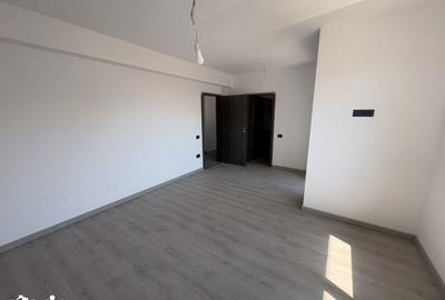 Casă cu 3 camere cu Teren 150 Mp în Central - 2