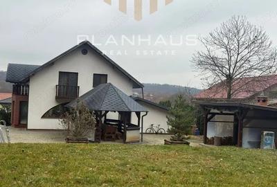 Casă cu Teren 2000 Mp în Tăuții-Măgherăuș - 2