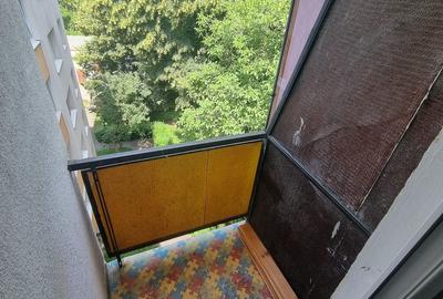 Apartament cu 2 camere decomandat în Plopilor - 1