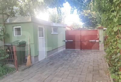 Casă cu 2 camere cu Teren 403 Mp în Central