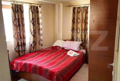 Casa spatioasa cu livada, intr-o zona linistia la 20 km de Targoviste - 11