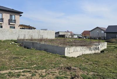 Teren Construcții intravilan de 420 mp, în Lazu - 1